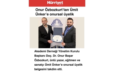 Onur Özbozkurt’tan Ümit Ünker’e Onursal Üyelik