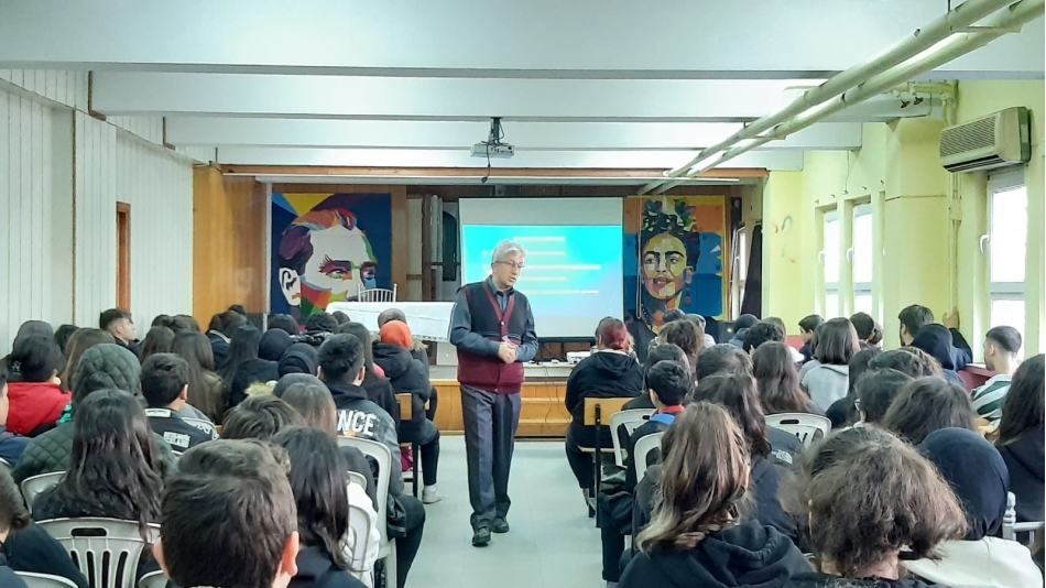 Yönetim Kurulu Üyemiz Dr. Öğr. Üyesi Ayhan Cankut Kariyer Planlama Semineri Verdi